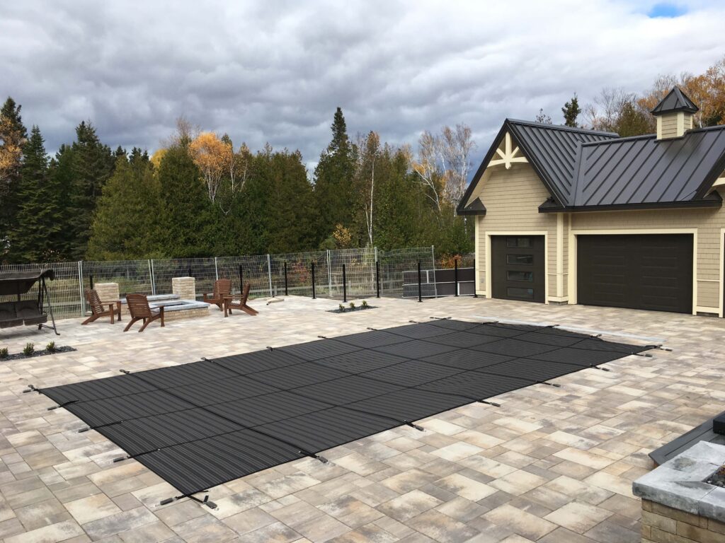 9000 Max Shade mesh-Black and Grey f-36-1-5426851_a_toile-flat-ColorCorrected | Dickson Family Pools & More GLI Max Shade Safety Covers